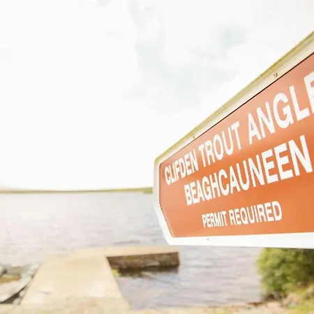 Vakantiehuis White Thorn House