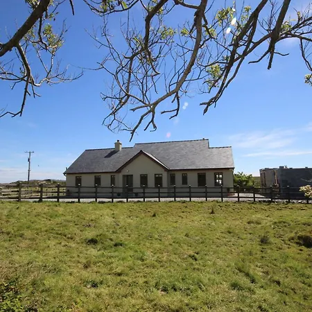 White Thorn House
