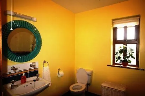 White Thorn House * Clifden