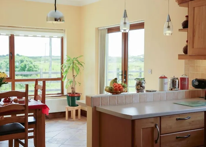 White Thorn House Clifden