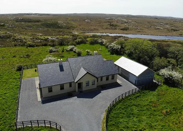 White Thorn House Clifden